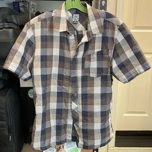 Volcom men small short sleeve button up shirt